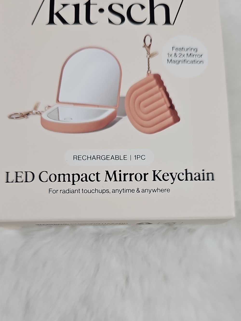 Kitsch LED Compact Mirror Keychain - Picture 2 of 3